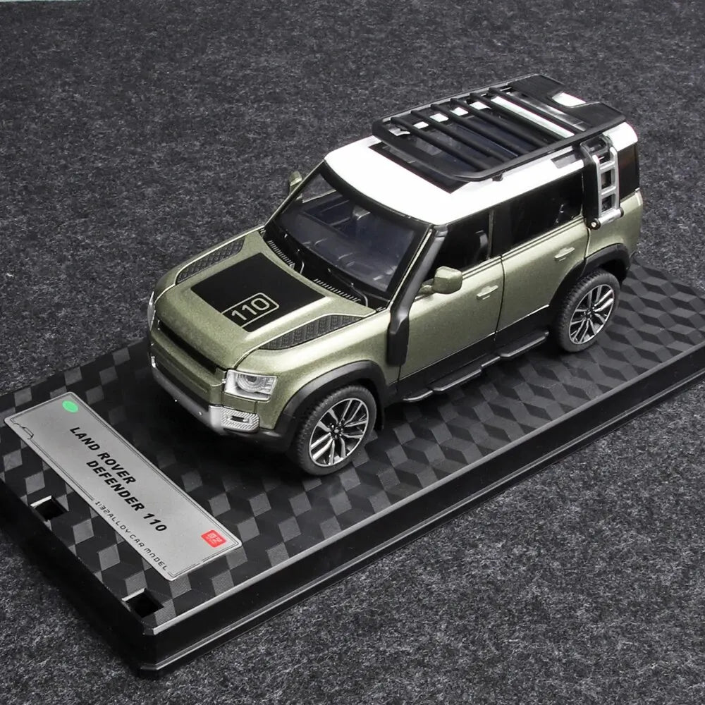 RC Universe® Land Rover Coche Miniatura 1/32 – Defender 110 con Efectos de Sonido y Luz